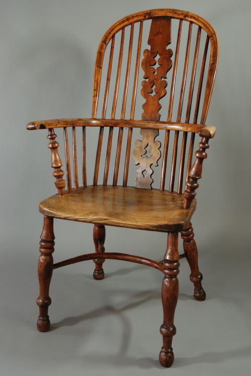 Mid 19thc Yew Wood High Splat Back Windsor Armchair