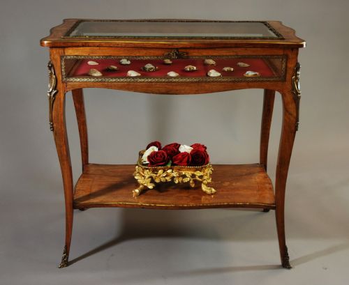 fig 1. Late 19thc English bijouterie table