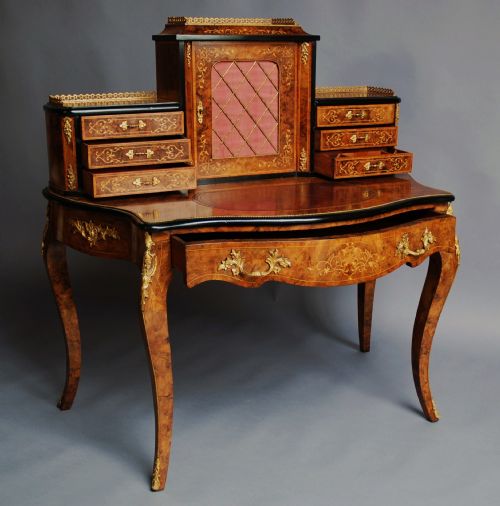 fig 2. Mid 19thc English fine quality burr walnut bonheur du jour, in the French style 