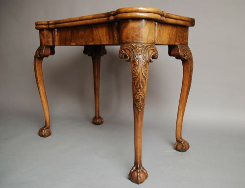 Fine Quality Early 20thc Walnut Card Table in the Queen Anne Style