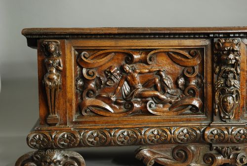 fig 2. Rare Italian late 16th century walnut cassone