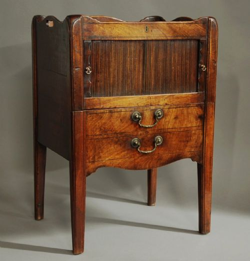 Late 18th Century Mahogany Night Table of Superb Patina
