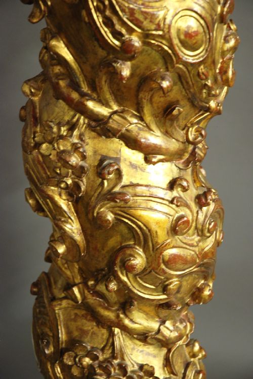 LARGE PAIR OF LATE 18THC BAROQUE STYLE SOLOMONIC CARVED GILT WOOD COLUMNS - ADDITIONAL PHOTO 10