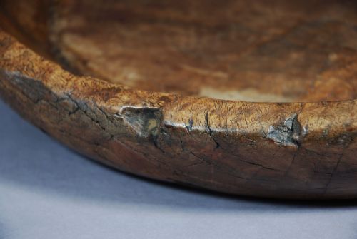 EARLY 19TH CENTURY CONTINENTAL RUSTIC TREEN BIRCH PLATTER - ADDITIONAL PHOTO 9