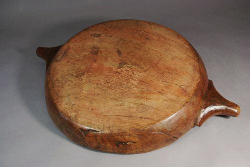 EARLY 19TH CENTURY CONTINENTAL RUSTIC TREEN BIRCH PLATTER - ADDITIONAL PHOTO 11