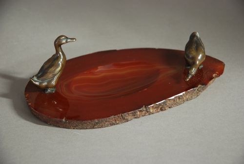 Early 20th Century Agate Pin Tray with Two Bronze Ducks