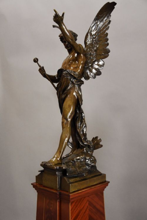 fig 3. Superb quality large 19thc French bronze 'Le Genie du Travail' by Emile Picault 