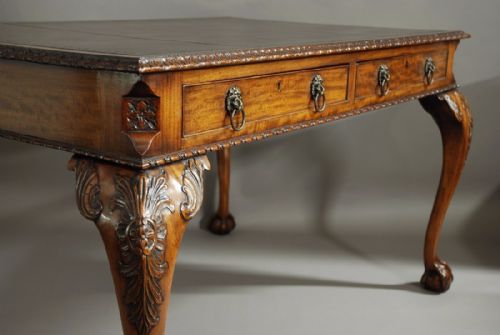 19thc Fine Quality Chippendale Style Mahogany Writing Table