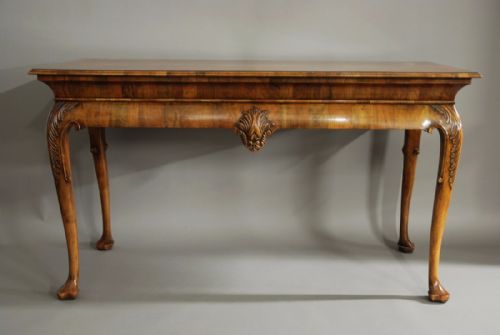 fig 1. Early 20th century Queen Anne style walnut side table