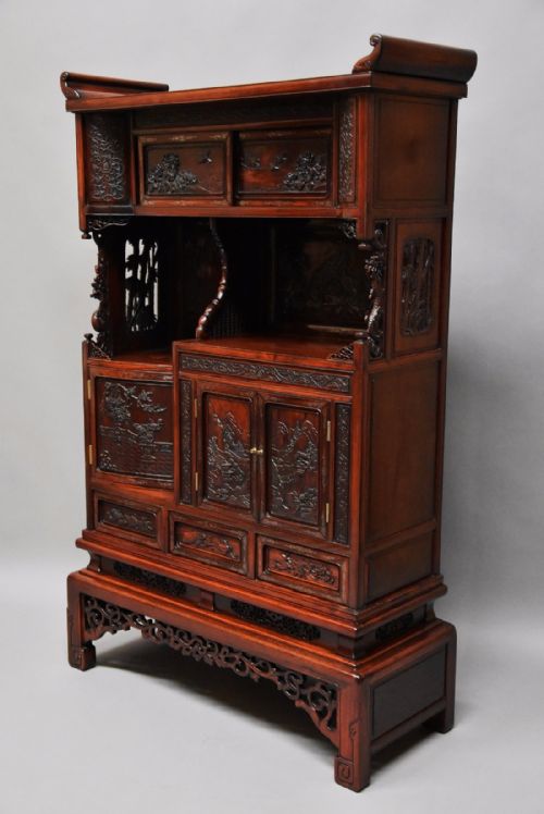 fig 2. Superb quality 19thc finely carved Japanese Meiji period padouk Shodana