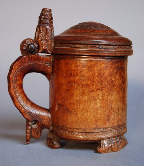 Late 18th Century Norwegian Burr Birch Peg Tankard