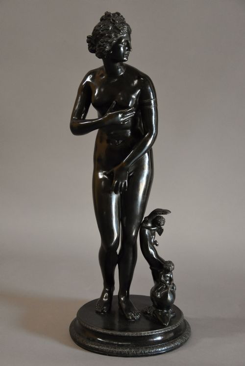 Late 19th Century Grand Tour Style Bronze Figure of 'Venus De' Medici' or the Medici Venus