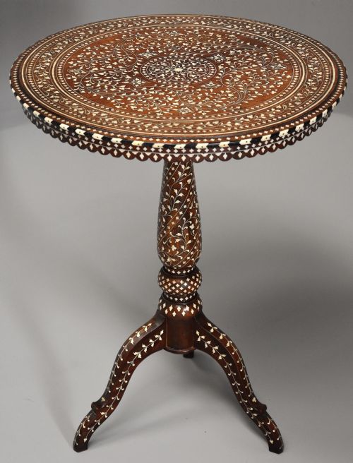 Superb Quality 19thc Anglo Indian Circular Shisham Wood Inlaid Occasional Table From the Hoshiarpur Region, India