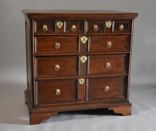 Early 18th Century Oak and Elm Moulded Front Chest of Drawers of Good Patina