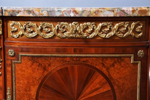 fig 4. Superb quality early 20thc French Kingwood commode (or cabinet) of bow form with finely figured marble top