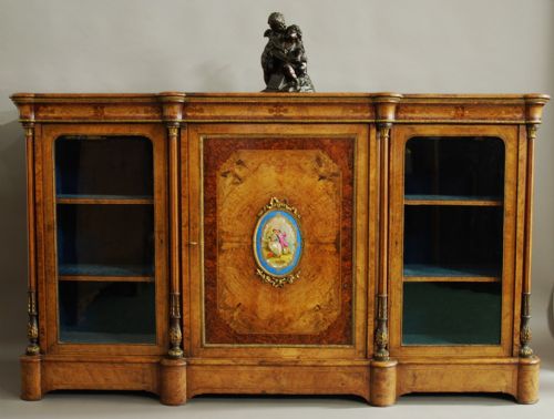 Highly Decorative Late 19th Century Superb Burr Walnut & Amboyna Credenza