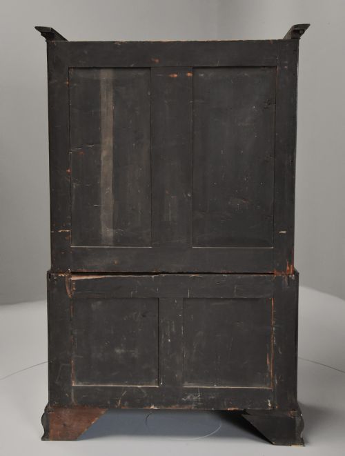 SUPERB QUALITY MID 19THC MAHOGANY PRESS CUPBOARD IN THE 18THC STYLE WITH FINE FADED PATINA - ADDITIONAL PHOTO 12