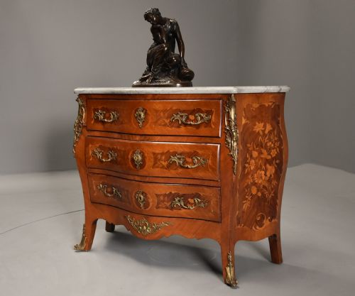 fig 2. French walnut and Kingwood floral marquetry serpentine commode with marble top