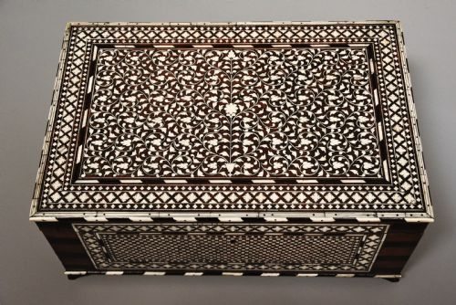 fig 1. Superb quality 19thc Anglo Indian shisham wood, brass, ivory & ebony inlaid box