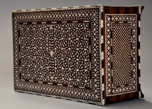 fig 4. Superb quality 19thc Anglo Indian shisham wood, brass, ivory & ebony inlaid box