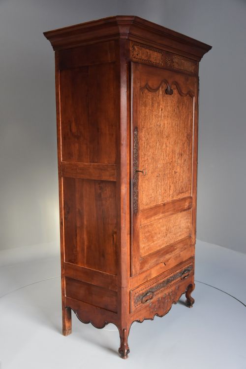 fig 2. Superb late 18th century Louis XV fruitwood & burr elm bonnetiere with excellent patina