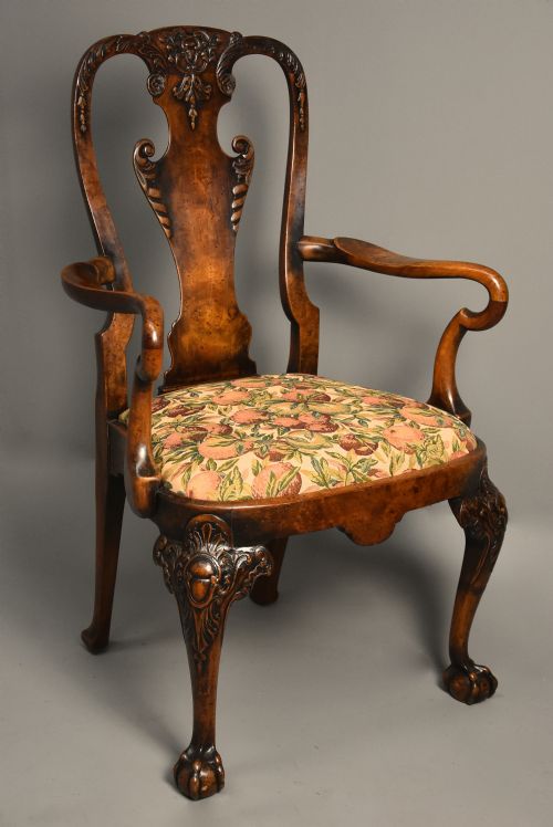 Early 20th Century Walnut Open Armchair in the Queen Anne Style of Fine Patina