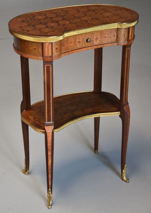 Fine Quality Late 19thc French Parquetry Two Tier Kingwood Kidney Shaped Table