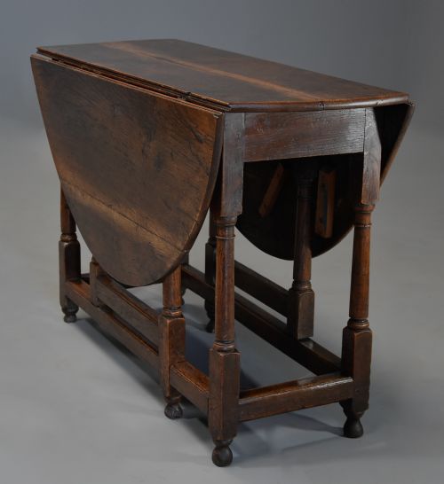 EARLY 18TH CENTURY OAK GATELEG TABLE WITH SUPERB ORIGINAL PATINA - ADDITIONAL PHOTO 11