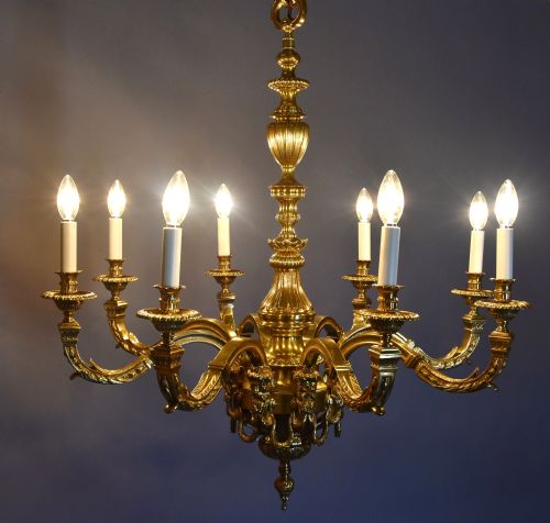 fig 2. Superb French 19th century eight branch gilt metal chandelier in the Louis XIV style