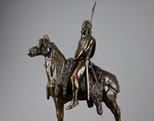 fig 1. Superb quality late 19thc French bronze of a ‘Gallic Horseman’ signed E. Fremiet with ‘Barbedienne’ foundry mark