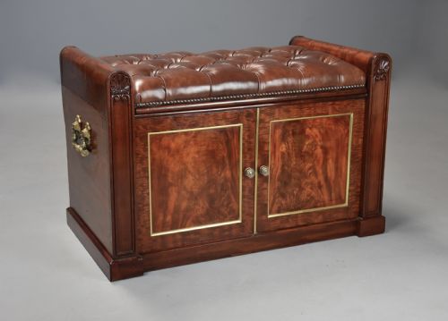 Fine Quality William IV Mahogany Ottoman with Leather Top