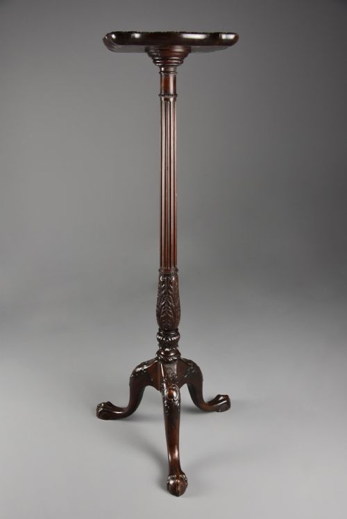 fig 1. Superb quality 19th century mahogany torchère in the 18th century style, stamped ‘H SAMUEL 484 OXFORD ST LONDON’
