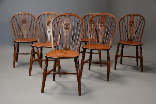 Rare Set of Six Mid 19th Century Yew Wood Low Back Windsor Chairs of Superb Patina