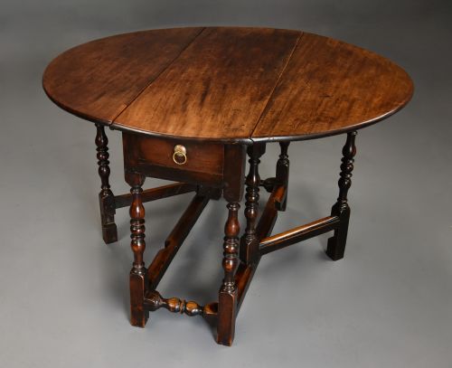 Rare Late 17th Century Walnut Gateleg Table of Superb Patina