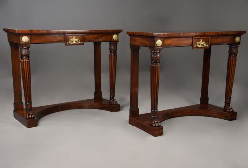 Fine Quality Pair of Regency Mahogany Console Tables