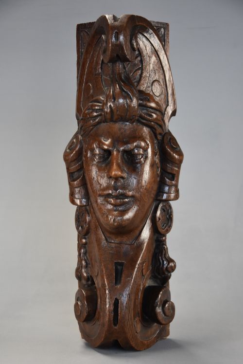 LATE 17TH CENTURY CARVED OAK CORBEL IN THE STYLE OF A MEDIEVAL MAN POSSIBLY CONTINENTAL - ADDITIONAL PHOTO 5