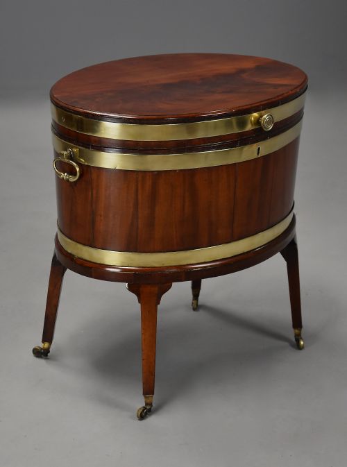 LARGE LATE 18TH CENTURY MAHOGANY BRASS BOUND OVAL CELLARETTE OR WINE COOLER OF FINE PATINA - ADDITIONAL PHOTO 2