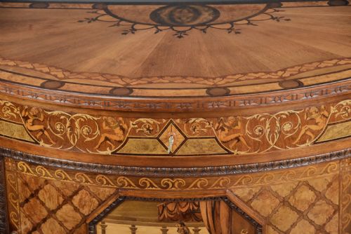 STUNNING PAIR OF EARLY 20TH CENTURY ITALIAN EXHIBITION QUALITY DEMILUNE SIDE CABINETS IN THE NEOCLASSICAL STYLE BY PIETRO FERRARIO - ADDITIONAL PHOTO 13