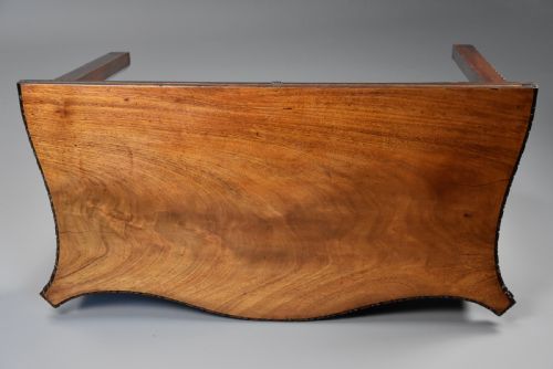 LATE 19TH CENTURY MAHOGANY SERPENTINE SHAPED CARD TABLE IN THE CHIPPENDALE STYLE - ADDITIONAL PHOTO 7