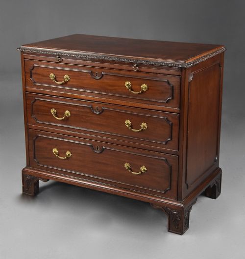 FINE QUALITY LATE 19TH CENTURY MAHOGANY CHEST OF DRAWERS - ADDITIONAL PHOTO 2