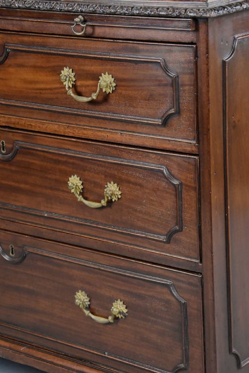 FINE QUALITY LATE 19TH CENTURY MAHOGANY CHEST OF DRAWERS - ADDITIONAL PHOTO 5