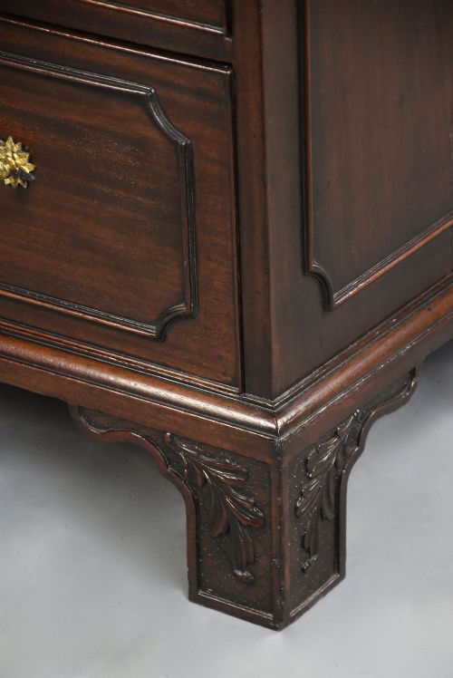 FINE QUALITY LATE 19TH CENTURY MAHOGANY CHEST OF DRAWERS - ADDITIONAL PHOTO 10
