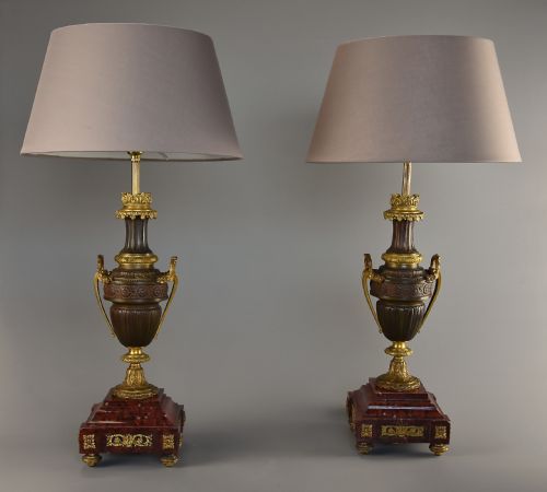 PAIR OF FINE QUALITY LATE 19TH CENTURY FRENCH BRONZE GILT BRONZE TABLE LAMPS - ADDITIONAL PHOTO 1