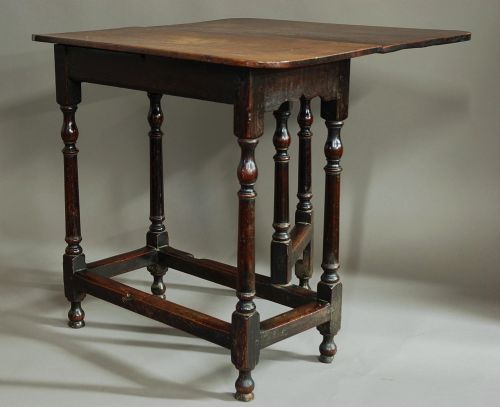 EXTREMELY RARE LATE 17TH CENTURY OAK ASH GATELEG SIDE TABLE OF SMALL PROPORTIONS IN ORIGINAL UNTOUCHED CONDITION - ADDITIONAL PHOTO 2