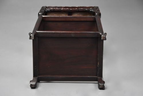 LATE 19TH CENTURY CHINESE HARDWOOD POT STAND OR TABLE OF RECTANGULAR FORM - ADDITIONAL PHOTO 8