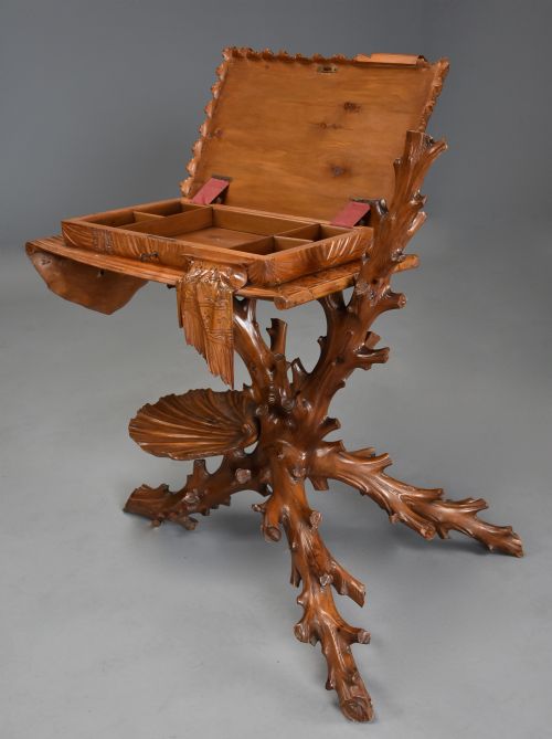 SUPERB RARE LATE 19TH CENTURY ITALIAN FINELY CARVED PINE GROTTO WORK TABLE - ADDITIONAL PHOTO 8