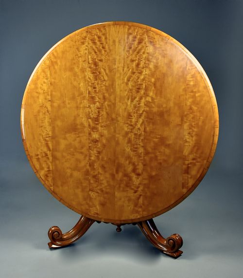 RARE MID 19TH CENTURY FINELY FIGURED SATIN BIRCH TILT TOP BREAKFAST TABLE - ADDITIONAL PHOTO 1