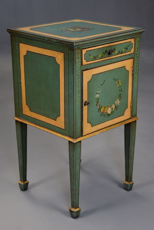 SUPERB QUALITY EARLY 20TH CENTURY UNIQUE HAND PAINTED BEDROOM SUITE IN THE GEORGE III STYLE - ADDITIONAL PHOTO 15
