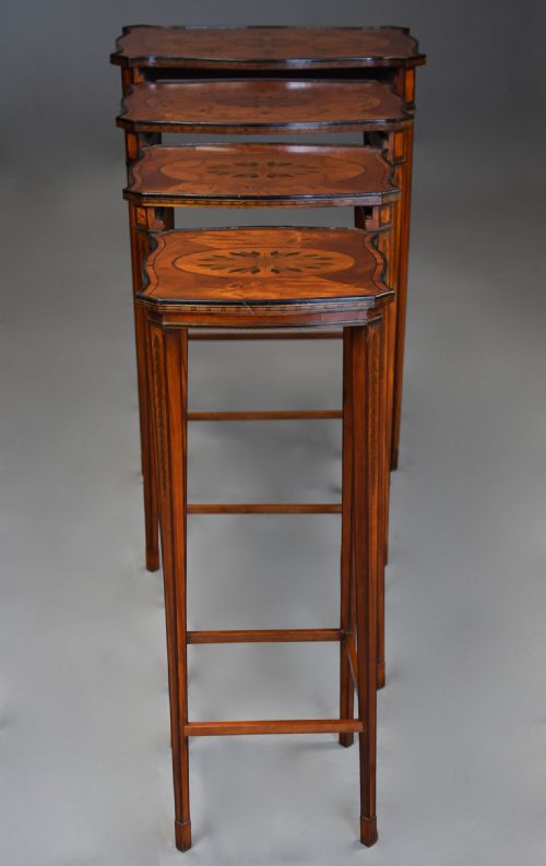 ELEGANT FINE QUALITY EDWARDIAN QUARTETTO NEST OF INLAID SATINWOOD TABLES OF SERPENTINE FORM IN THE SHERATON STYLE - ADDITIONAL PHOTO 5