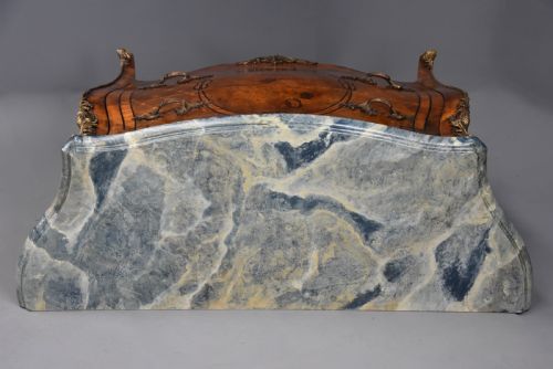 PAIR OF HIGHLY DECORATIVE EARLY 20TH CENTURY FRENCH KINGWOOD BOMBE COMMODES - ADDITIONAL PHOTO 14